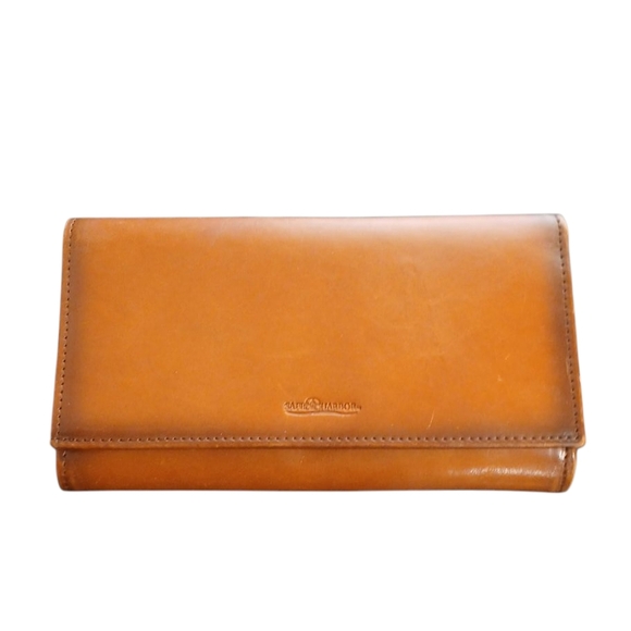 Safe Harbor Leather Tri-Fold Wallet Caramel Brown/Tan - Picture 1 of 11